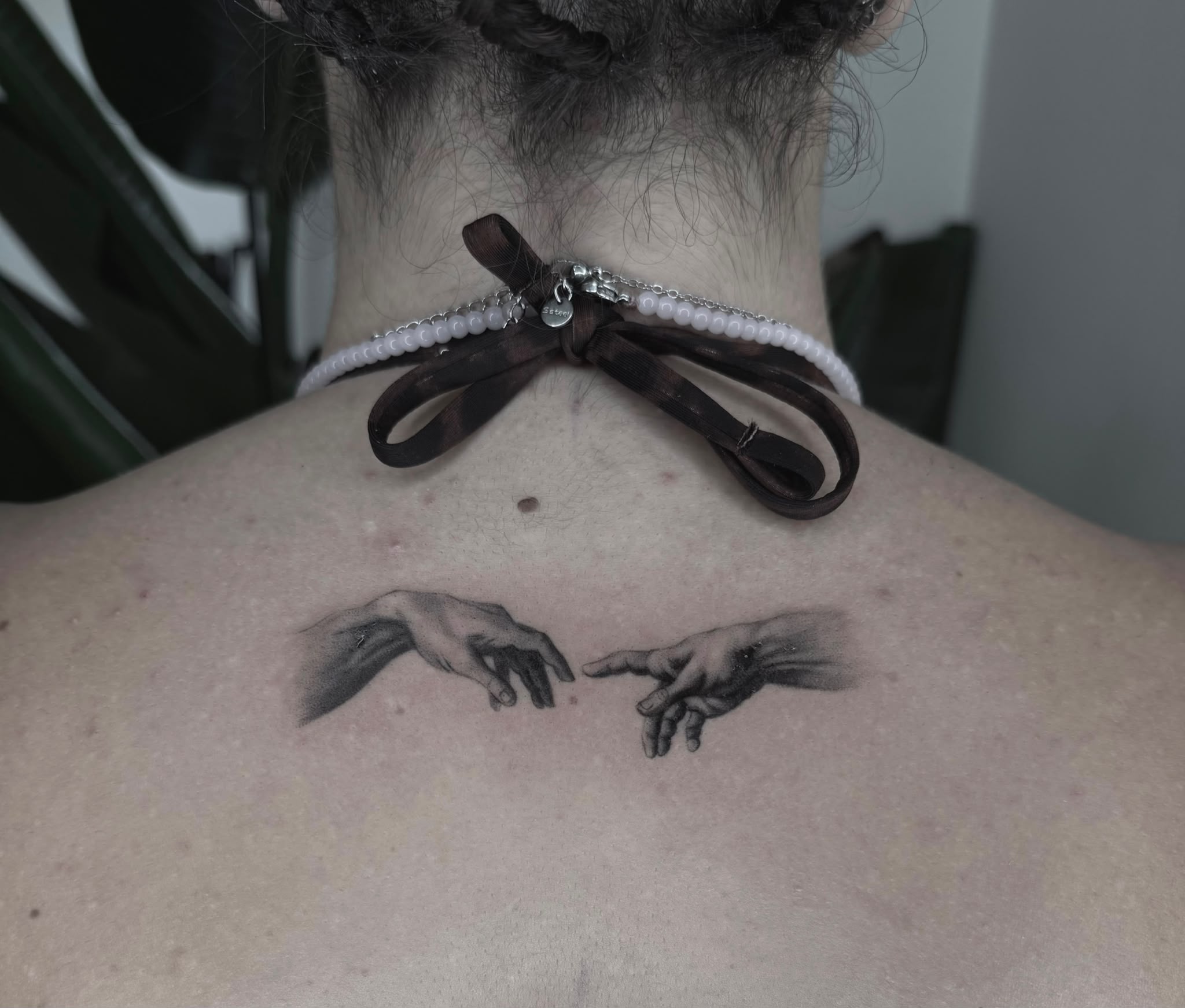 Tatuaggio microrealismo: soggetti, guarigione e differenze con il fineline